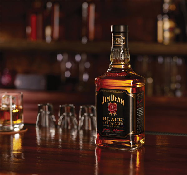 <p>The Results Are In: American Whiskey Drinkers Prefer the Taste of Jim Beam Black ($23) Over One of the Most Expensive and Rare Bourbons in the World</p>
