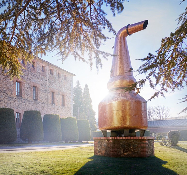 Beam Suntory and Maxxium Spain Contribute to the Fight Against COVID-19