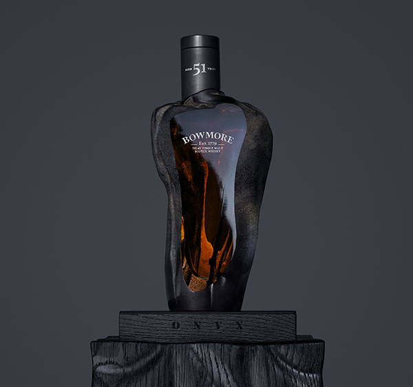 Stunning Bowmore® Onyx 51 Year Old significantly exceeds expectation at inaugural Distillers One of One auction with Sotheby’s
