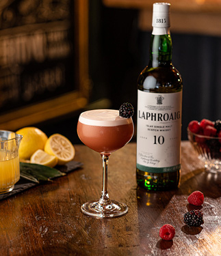 Smoky French Martini von Laphroaig